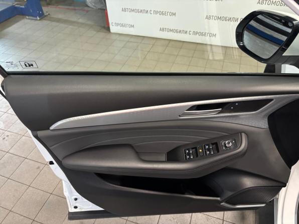 Haval F7 I Рестайлинг с пробегом 2023 года, цена 1 819 000 рублей, 66000 км, внедорожник, Автокод Объявления