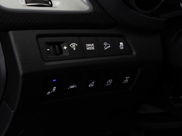 Hyundai Santa Fe III Рестайлинг с пробегом 2018 года, цена 2 825 000 рублей, 59442 км, внедорожник, Автокод Объявления