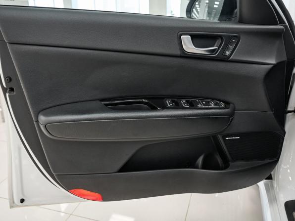Kia Optima IV с пробегом 2017 года, цена 2 156 000 рублей, 84194 км, седан, Автокод Объявления