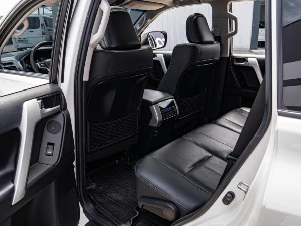 Toyota Land Cruiser Prado 150 Series Рестайлинг 3 с пробегом 2021 года, цена 5 995 000 рублей, 113528 км, внедорожник, Автокод Объявления