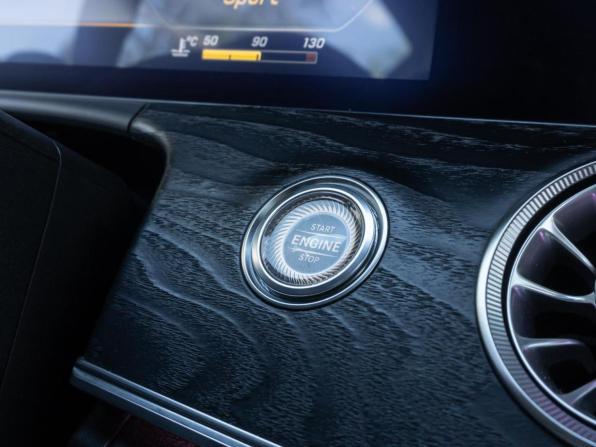 Mercedes-Benz E-Класс V (W213 S213 C238) с пробегом 2019 года, цена 3 430 000 рублей, 125089 км, купе-хардтоп, Автокод Объявления
