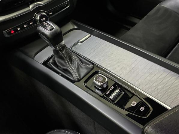 Volvo XC60 II с пробегом 2018 года, цена 2 950 000 рублей, 163000 км, внедорожник, Автокод Объявления