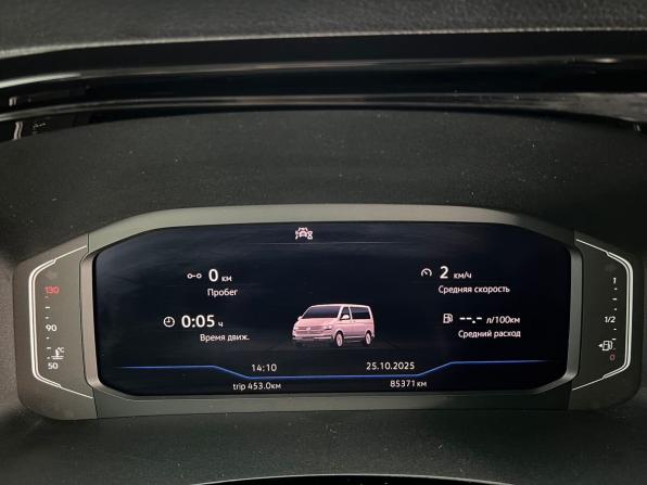 Volkswagen Multivan T6 Рестайлинг с пробегом 2021 года, цена 7 100 000 рублей, 85370 км, минивэн, Автокод Объявления