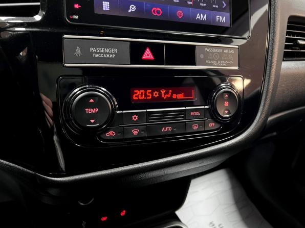 Mitsubishi Outlander III Рестайлинг 3 с пробегом 2018 года, цена 2 200 000 рублей, 81429 км, внедорожник, Автокод Объявления