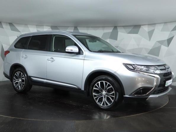 Mitsubishi Outlander III Рестайлинг 2 с пробегом 2018 года, цена 1 579 000 рублей, 230000 км, внедорожник, Автокод Объявления