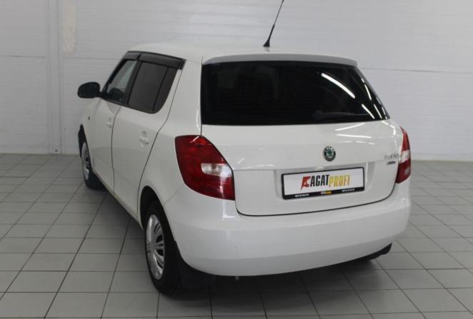 Skoda Fabia II Рестайлинг с пробегом 2011 года, цена 425 000 рублей, 184143 км, хэтчбек, Автокод Объявления