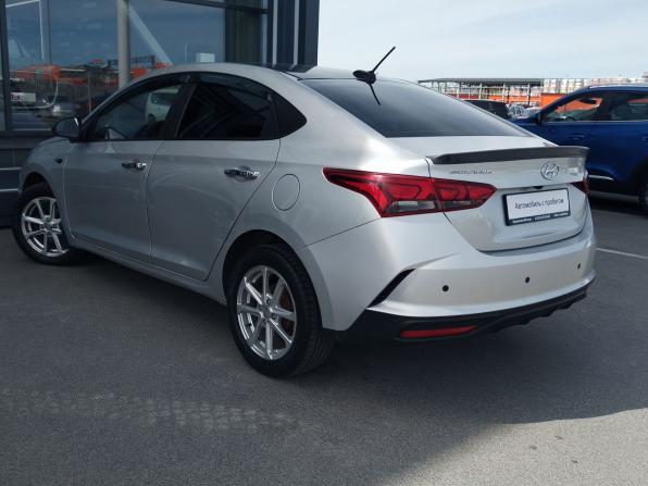 Hyundai Solaris II Рестайлинг с пробегом 2020 года, цена 1 270 000 рублей, 136100 км, седан, Автокод Объявления