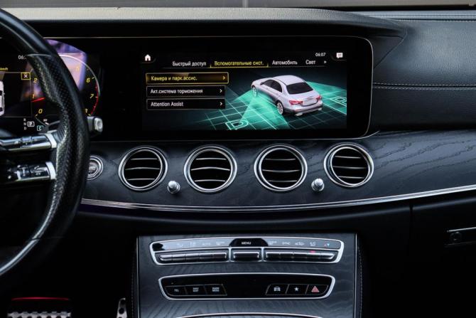 Mercedes-Benz E-Класс V (W213 S213 C238) Рестайлинг с пробегом 2021 года, цена 4 449 000 рублей, 145928 км, седан, Автокод Объявления