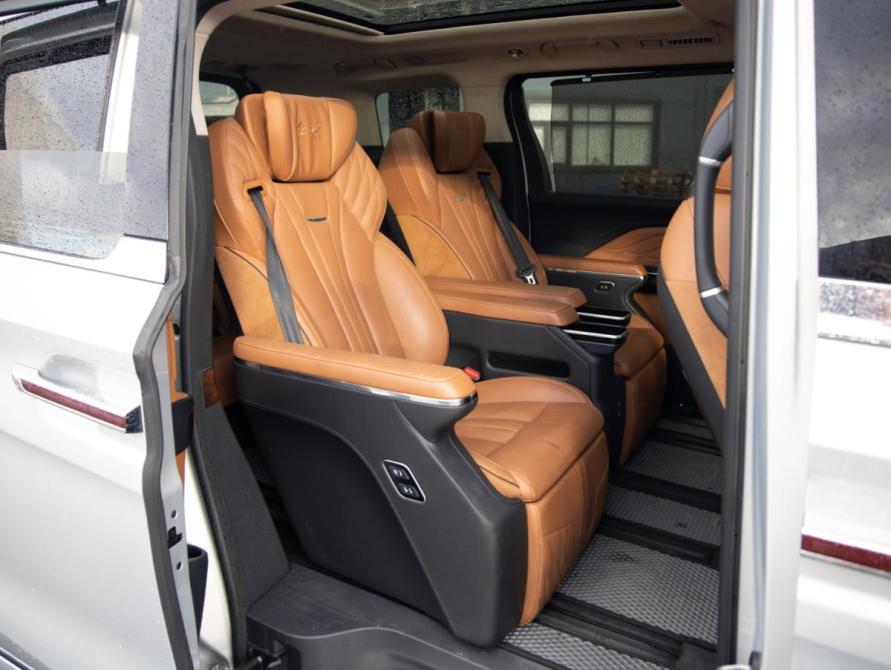 Hongqi HQ9 Санкт-Петербург  - изображение 9