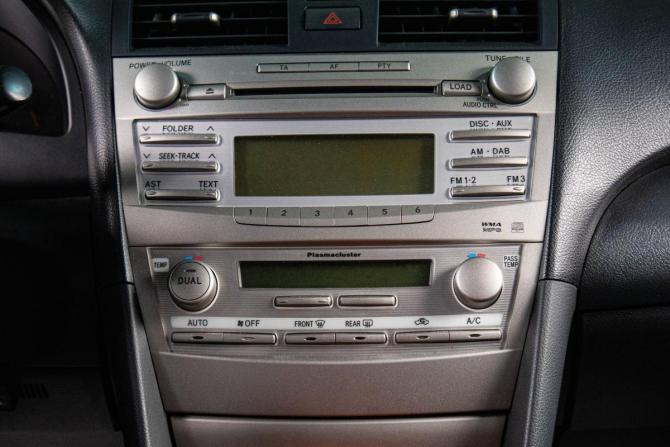 Toyota Camry VI (XV40) Рестайлинг с пробегом 2011 года, цена 1 919 000 рублей, 147629 км, седан, Автокод Объявления