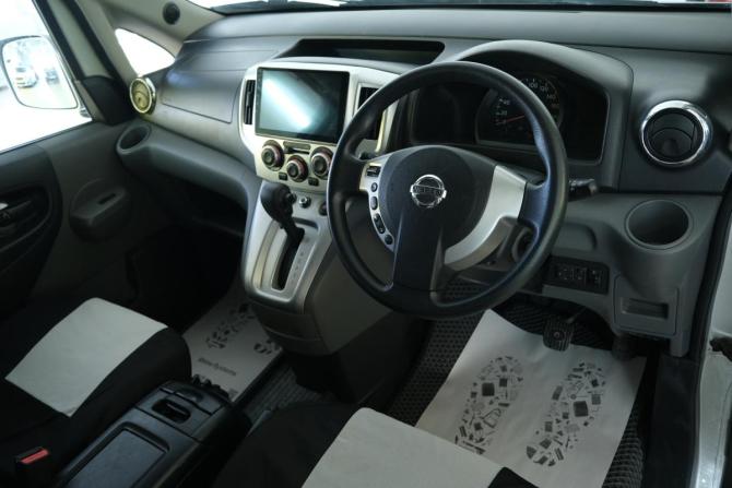 Nissan NV200 с пробегом 2011 года, цена 1 599 000 рублей, 133000 км, минивэн, Автокод Объявления