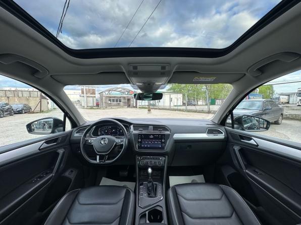 Volkswagen Tiguan II с пробегом 2019 года, цена 2 190 000 рублей, 212048 км, внедорожник, Автокод Объявления