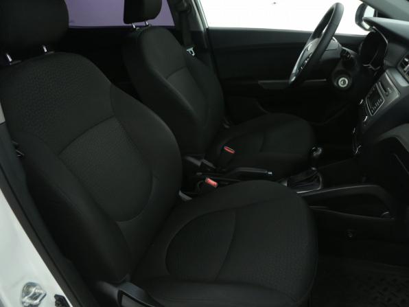 Kia Rio III Рестайлинг с пробегом 2017 года, цена 1 155 000 рублей, 121000 км, седан, Автокод Объявления