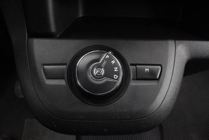 Peugeot Traveller I с пробегом 2019 года, цена 2 825 000 рублей, 173914 км, минивэн, Автокод Объявления