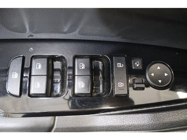 Kia Sportage V с пробегом 2023 года, цена 3 199 000 рублей, 82507 км, внедорожник, Автокод Объявления