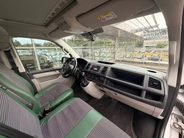 Volkswagen Transporter T6 Рестайлинг с пробегом 2019 года, цена 4 000 000 рублей, 219888 км, минивэн, Автокод Объявления