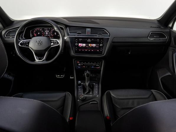 Volkswagen Tiguan II Рестайлинг с пробегом 2022 года, цена 3 490 000 рублей, 74793 км, внедорожник, Автокод Объявления