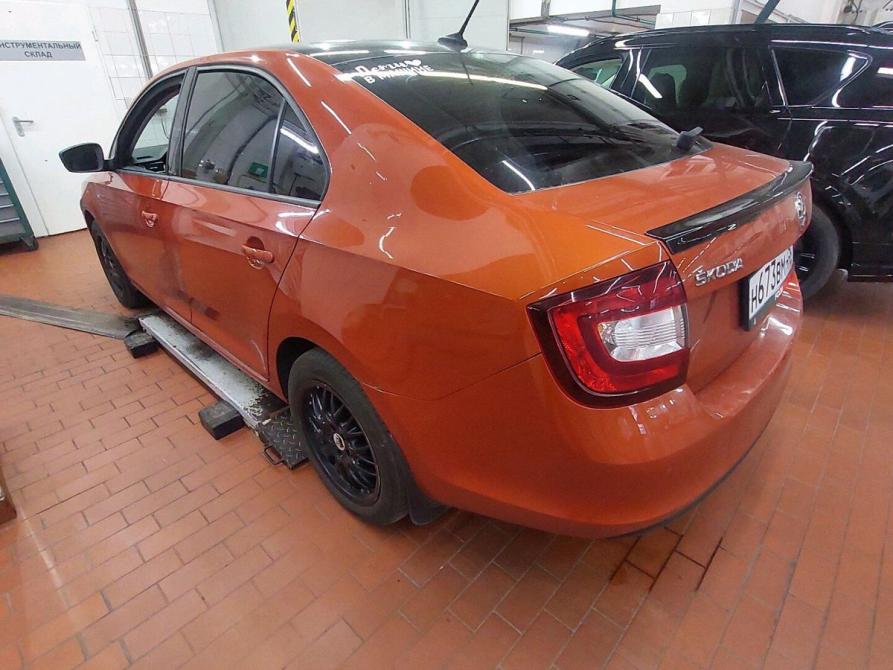 Skoda Rapid I Москва  - изображение 21