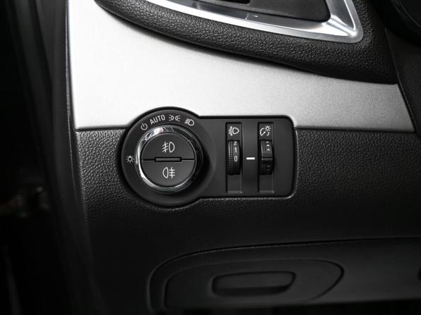 Opel Mokka I с пробегом 2014 года, цена 1 280 000 рублей, 86146 км, внедорожник, Автокод Объявления