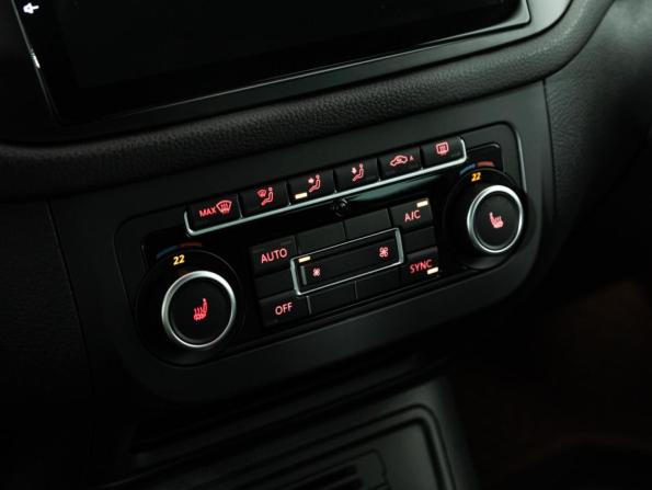 Volkswagen Tiguan I Рестайлинг с пробегом 2012 года, цена 1 099 777 рублей, 250125 км, внедорожник, Автокод Объявления