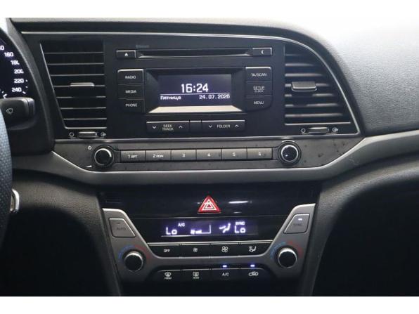 Hyundai Elantra VI (AD) с пробегом 2017 года, цена 1 379 000 рублей, 152676 км, седан, Автокод Объявления
