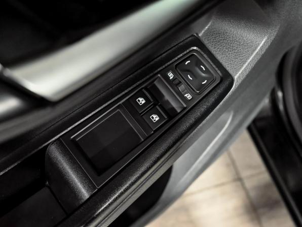 Lada (ВАЗ) Vesta I с пробегом 2021 года, цена 950 000 рублей, 111749 км, седан, Автокод Объявления