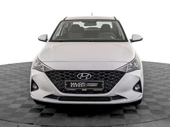 Hyundai Solaris II Рестайлинг с пробегом 2022 года, цена 1 575 000 рублей, 69491 км, седан, Автокод Объявления