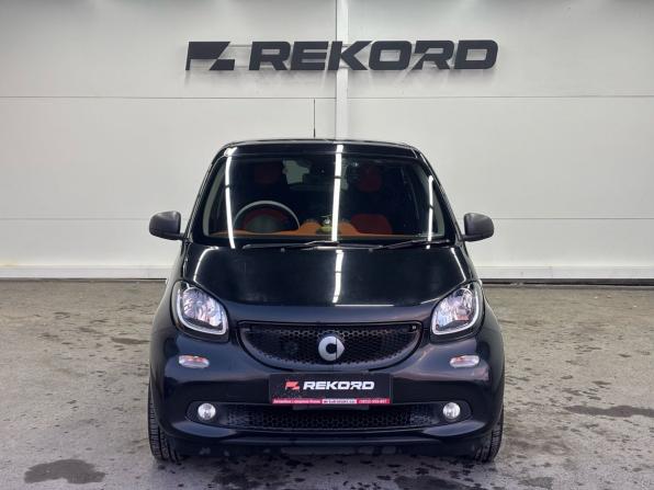 Smart Forfour II с пробегом 2017 года, цена 939 000 рублей, 86644 км, хэтчбек, Автокод Объявления