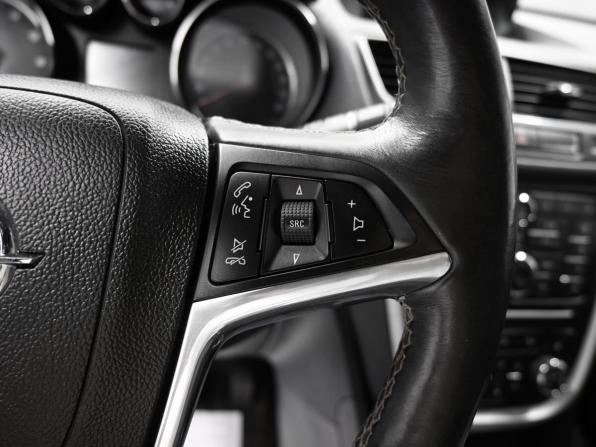 Opel Mokka I с пробегом 2014 года, цена 1 275 000 рублей, 81467 км, внедорожник, Автокод Объявления