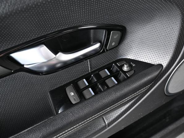 Land Rover Range Rover Evoque I с пробегом 2014 года, цена 1 549 000 рублей, 239088 км, внедорожник, Автокод Объявления