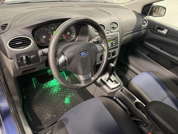 Ford Focus II с пробегом 2006 года, цена 589 800 рублей, 117000 км, хэтчбек, Автокод Объявления