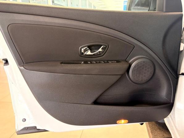 Renault Fluence I с пробегом 2012 года, цена 378 860 рублей, 123146 км, седан, Автокод Объявления