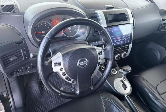 Nissan X-Trail II с пробегом 2010 года, цена 985 000 рублей, 258833 км, внедорожник, Автокод Объявления