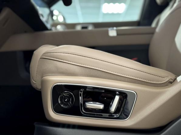 Li Auto (Lixiang) L7 I Рестайлинг с пробегом 2025 года, цена 8 490 000 рублей, 33 км, внедорожник, Автокод Объявления