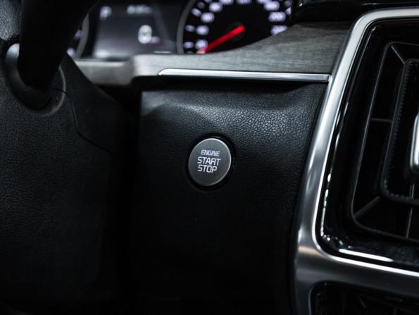 Kia Sorento IV с пробегом 2022 года, цена 3 949 700 рублей, 46000 км, внедорожник, Автокод Объявления