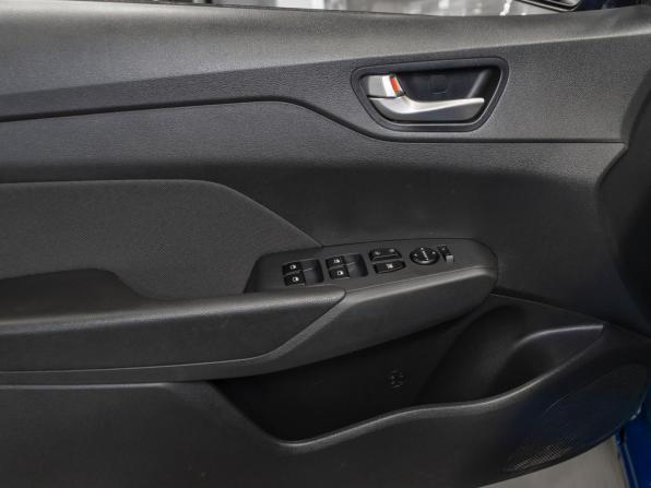 Hyundai Solaris II с пробегом 2018 года, цена 1 490 000 рублей, 81506 км, седан, Автокод Объявления