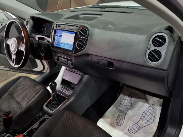 Volkswagen Tiguan I Рестайлинг с пробегом 2012 года, цена 1 080 000 рублей, 231960 км, внедорожник, Автокод Объявления