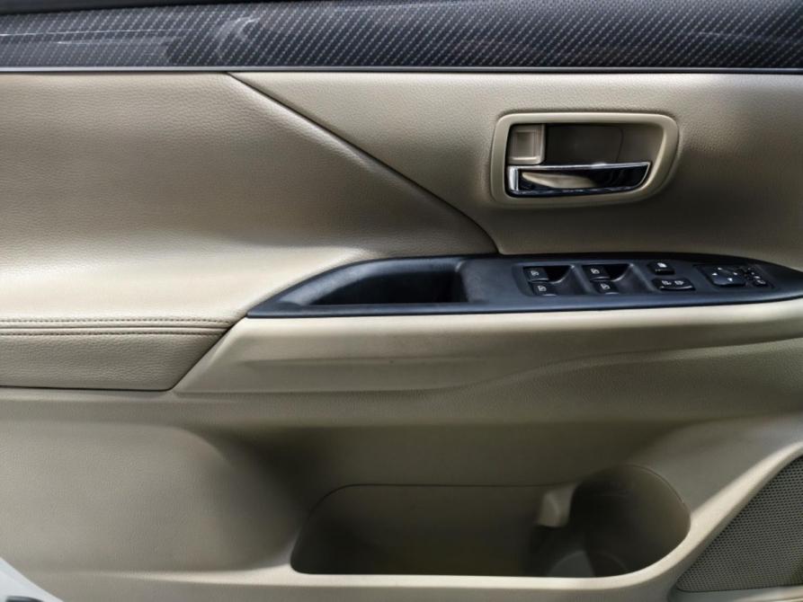 Mitsubishi Outlander III Рестайлинг 3 Курск  - изображение 17