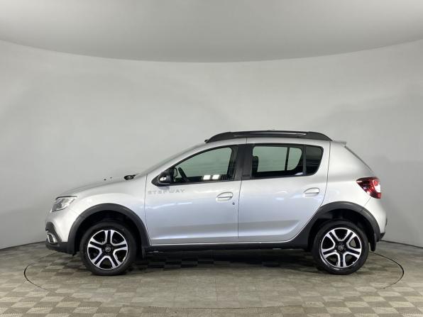 Renault Sandero II Рестайлинг с пробегом 2020 года, цена 1 390 000 рублей, 59019 км, хэтчбек, Автокод Объявления