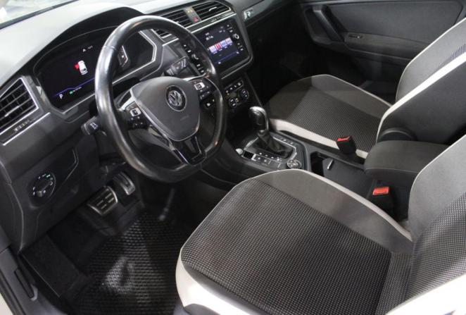 Volkswagen Tiguan II с пробегом 2019 года, цена 2 770 000 рублей, 109084 км, внедорожник, Автокод Объявления