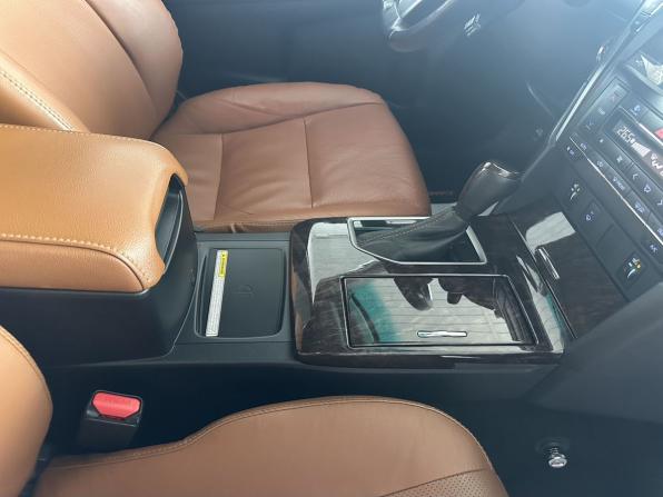 Toyota Camry VII (XV50) Рестайлинг с пробегом 2016 года, цена 2 150 000 рублей, 209563 км, седан, Автокод Объявления
