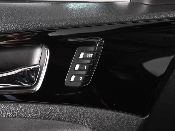 Hyundai Sonata VI (YF) с пробегом 2012 года, цена 1 289 000 рублей, 129663 км, седан, Автокод Объявления