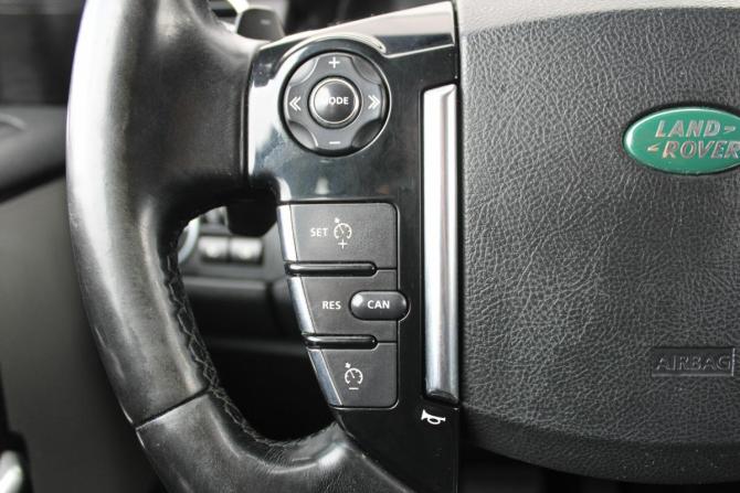 Land Rover Discovery IV с пробегом 2013 года, цена 1 750 000 рублей, 346000 км, внедорожник, Автокод Объявления