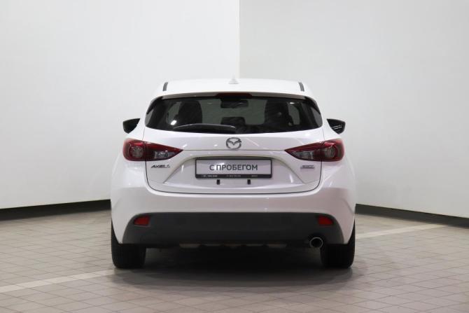Mazda Axela III с пробегом 2015 года, цена 1 210 000 рублей, 101903 км, хэтчбек, Автокод Объявления