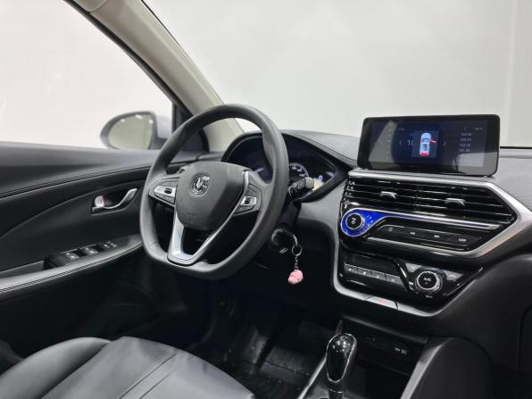Changan Alsvin с пробегом 2023 года, цена 1 260 000 рублей, 4415 км, седан, Автокод Объявления