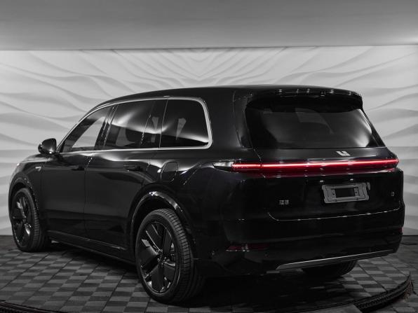 Новый Li Auto (Lixiang) L9 I Рестайлинг 2025 года, цена 11 790 000 рублей, внедорожник, Автокод Объявления
