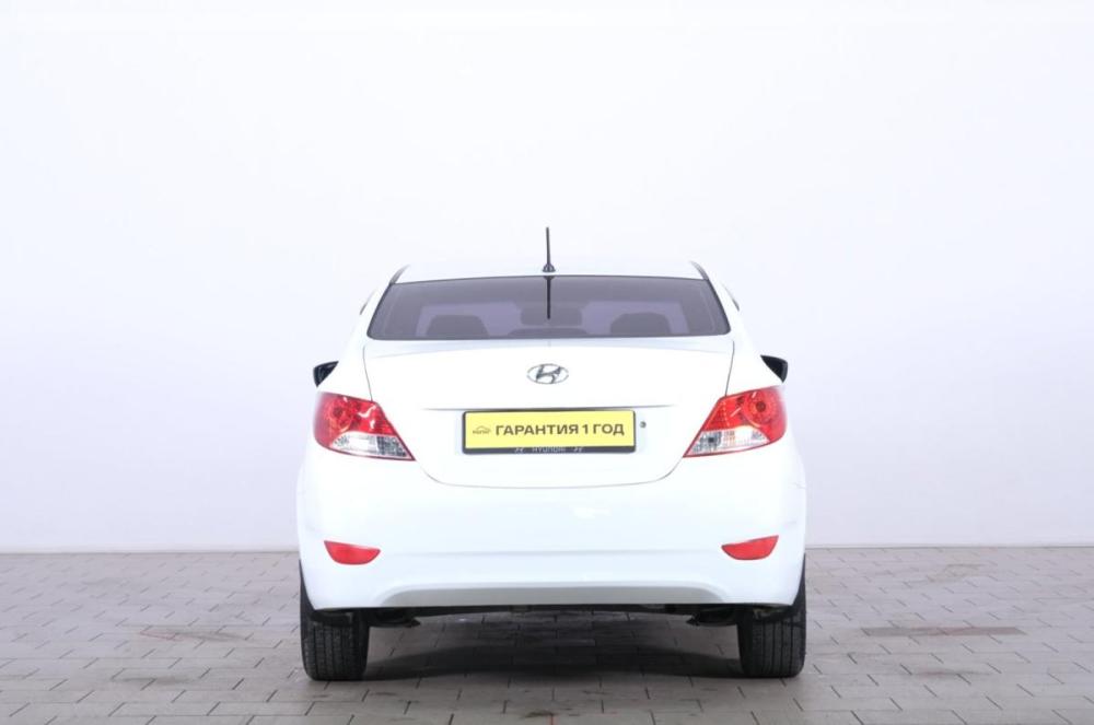 Hyundai Solaris I Омск  - изображение 6