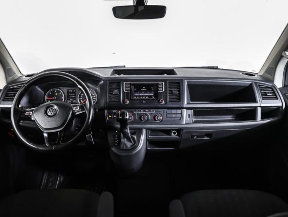 Volkswagen Caravelle T6 с пробегом 2015 года, цена 2 190 000 рублей, 226925 км, минивэн, Автокод Объявления