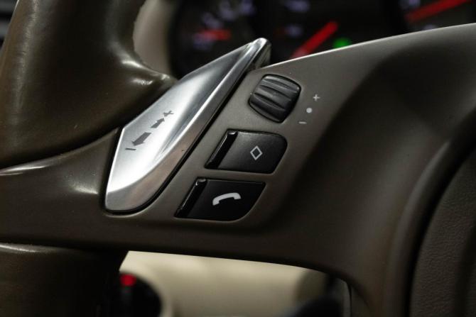 Porsche Cayenne II (958) с пробегом 2012 года, цена 2 950 000 рублей, 125440 км, внедорожник, Автокод Объявления