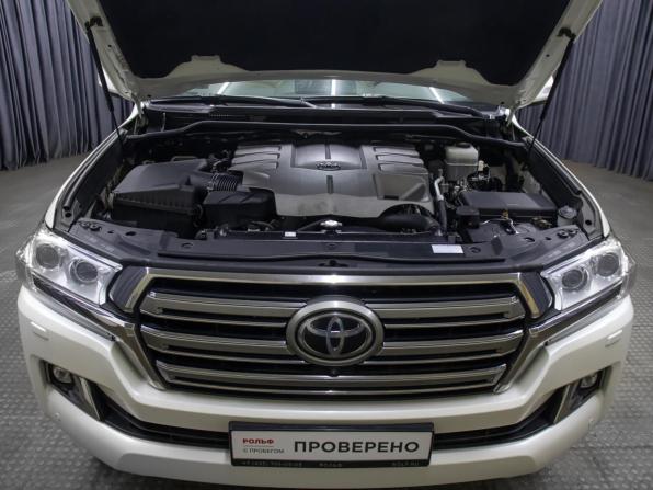 Toyota Land Cruiser 200 Series Рестайлинг 2 с пробегом 2020 года, цена 7 449 000 рублей, 146000 км, внедорожник, Автокод Объявления